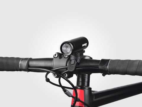Luz delantera Ravemen CR600
