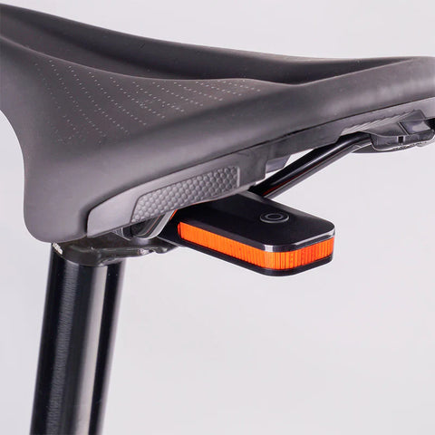 LUZ TRASERA RAVEMEN CL01