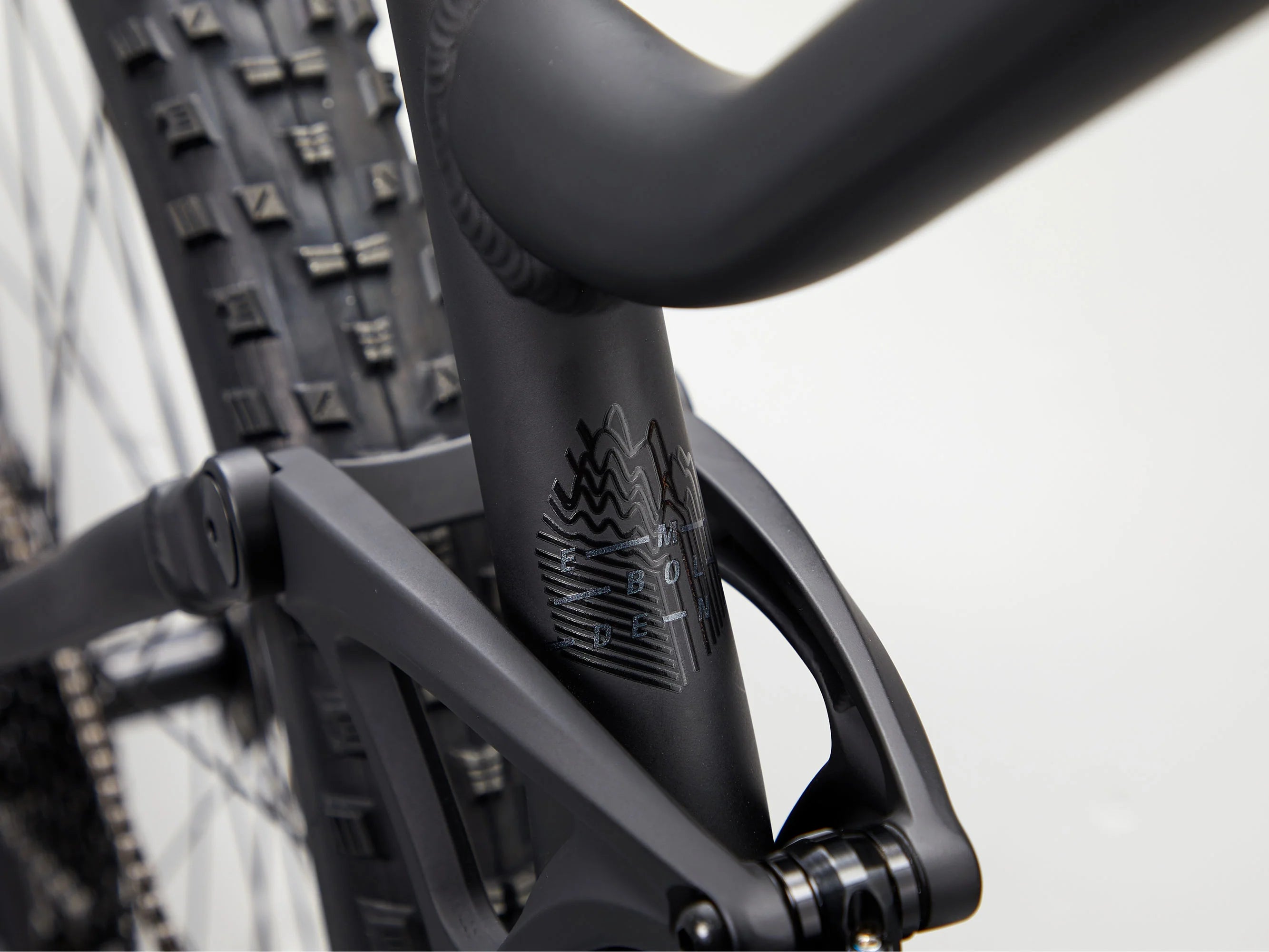 BICICLETA MUJER DOBLE SUSPENSION MTB LIV EMBOLDEN ARO 29 1
